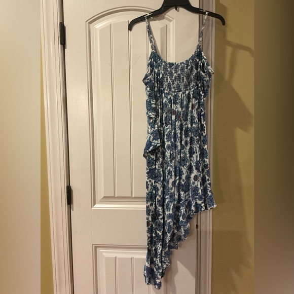 🆕ANGIE BLUE ASYMMETRICAL RUFFLED SUNDRESS (Sz S & M) - Picture 5 of 9